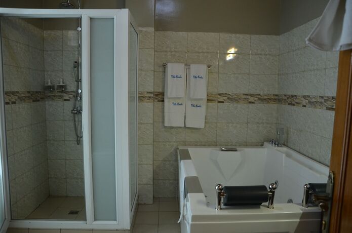 Imagen de la habitación del Villa Asimba. Foto 16