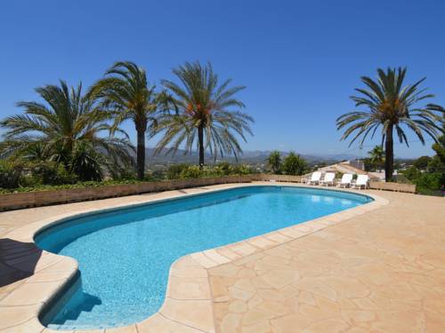 Imagen de la piscina del Villa Azahar. Foto 8