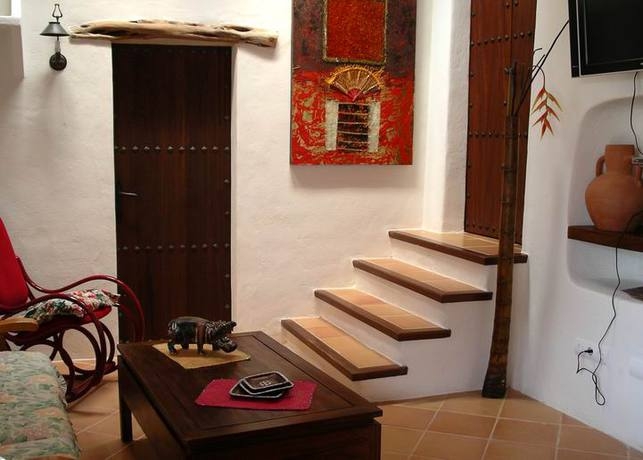 Imagen de los interiores del Villa Can Miguel Caseres. Foto 5