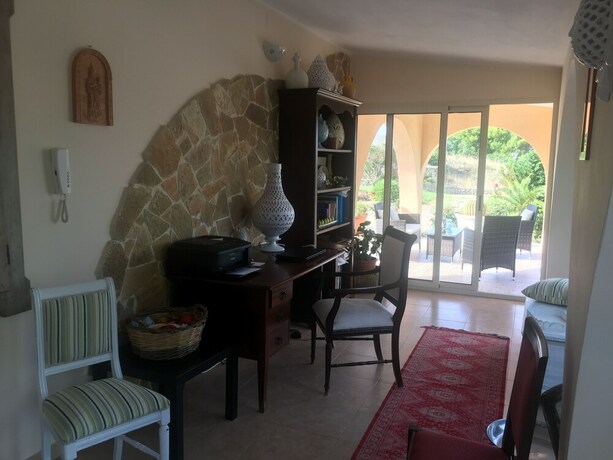 Imagen de los interiores del Villa Carola. Foto 25