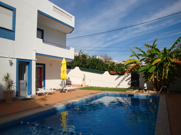 Imagen de la piscina del Villa Cerro. Foto 11