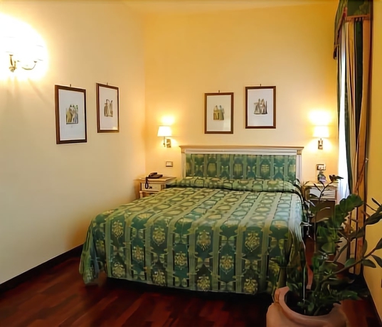 Imagen de la habitación del Villa Crispi. Foto 3