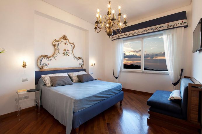 Imagen de la habitación del Villa Daniela in Sorrento. Foto 10