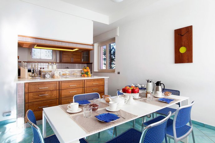 Imagen de la habitación del Villa Daniela in Sorrento. Foto 16