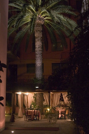 Imagen de los interiores del Villa Degli Argentieri. Foto 16