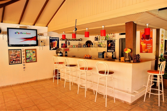 Imagen del bar/restaurante del Villa Dolunay Apart Hotel. Foto 3