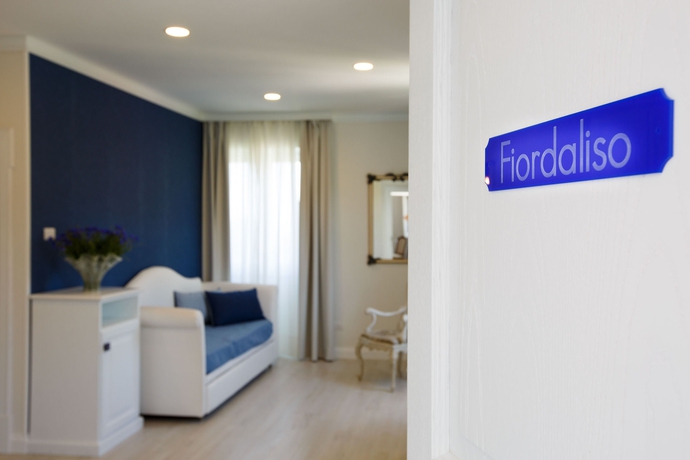 Imagen de la habitación del Villa Don Camillo Relais. Foto 5