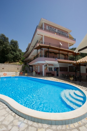 Imagen de la piscina del Villa Dorita. Foto 18