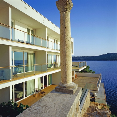 Imagen de los exteriores del Villa Dubrovnik. Foto 16