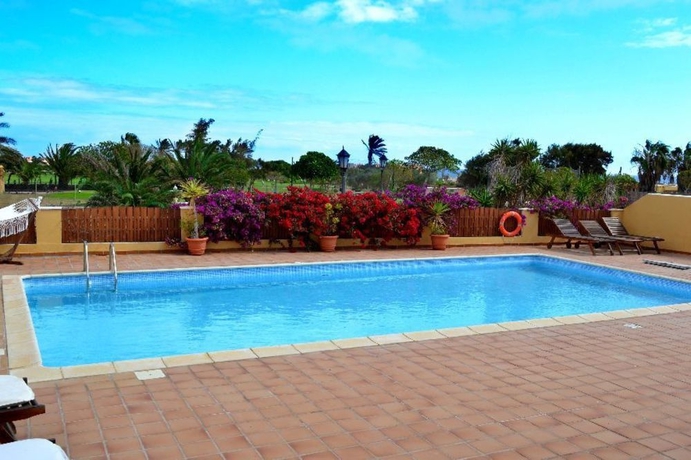 Imagen de la piscina del Villa El Vergel. Foto 16