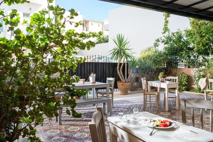 Imagen del bar/restaurante del Villa Elite By Checkin. Foto 5