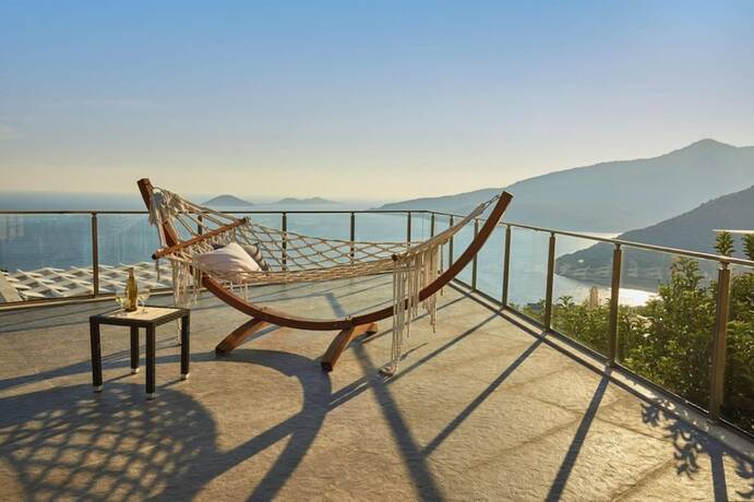 Imagen general del Villa Elmas -stunning 5 bed Villa With Rooftop bar. Foto 3