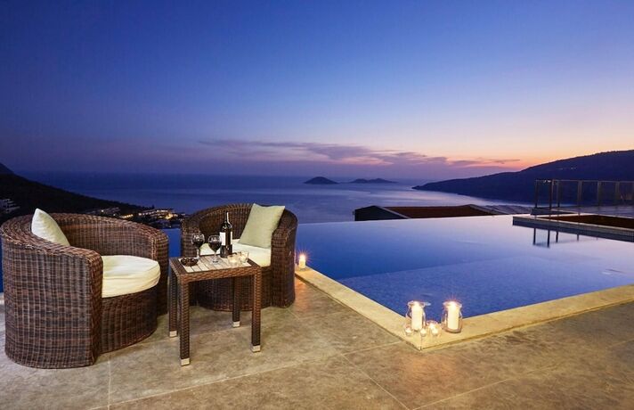 Imagen general del Villa Elmas -stunning 5 bed Villa With Rooftop bar. Foto 5