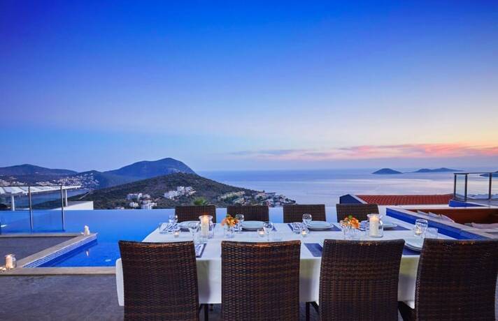 Imagen general del Villa Elmas -stunning 5 bed Villa With Rooftop bar. Foto 8