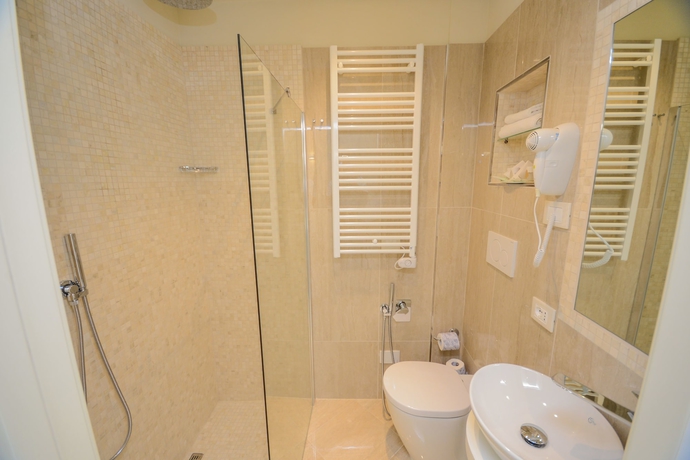 Imagen de la habitación del Villa Garuti & Apartment. Foto 10