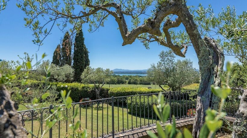 Imagen general del Villa Giulia 10 in Tuoro sul Trasimeno. Foto 3