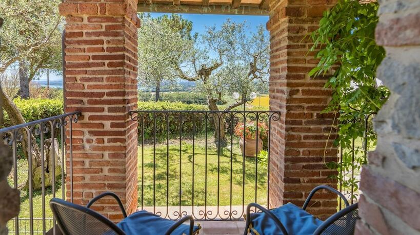 Imagen general del Villa Giulia 10 in Tuoro sul Trasimeno. Foto 12
