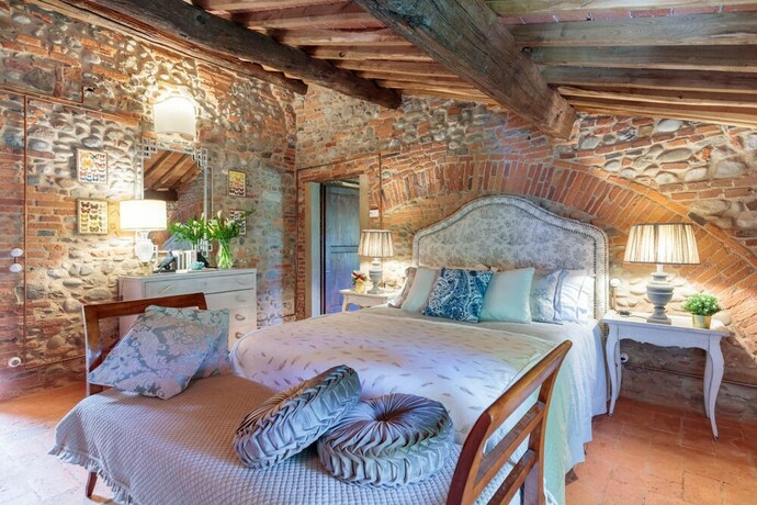 Imagen general del Villa Hugo in Lucca With 5 Bedrooms and 6 Bathrooms. Foto 17