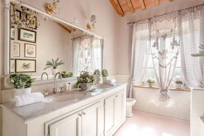 Imagen de la habitación del Villa Il Palagio in Capannori. Foto 6