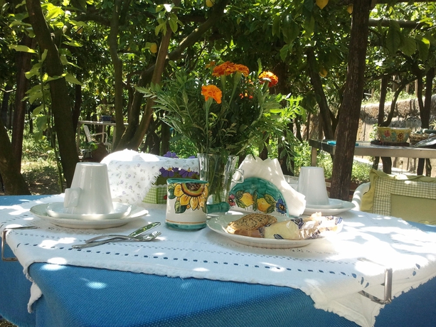 Imagen del bar/restaurante del Villa La Zagara. Foto 3