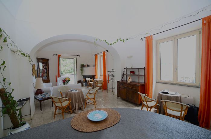 Imagen de los interiores del Villa Lara Hotel. Foto 20