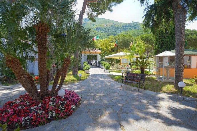 Imagen de los exteriores del Villa Le Magnolie. Foto 15