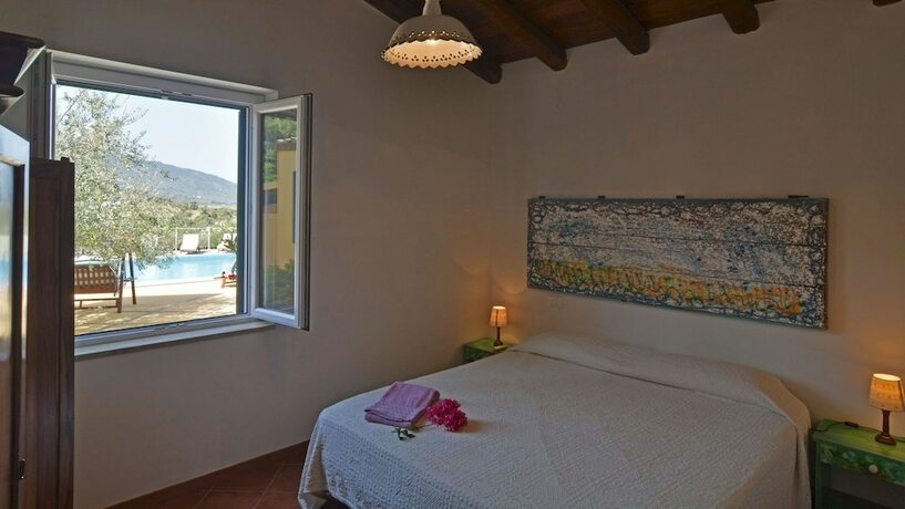 Imagen general del Villa Le Sorbe 12 in Caronia. Foto 2