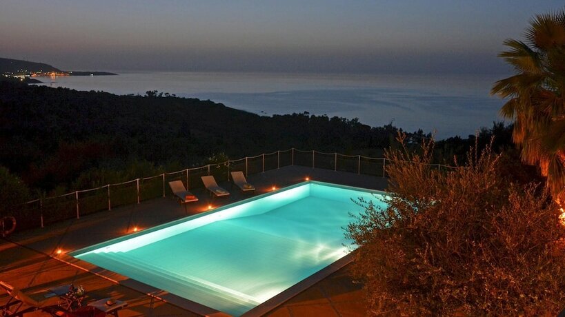 Imagen general del Villa Le Sorbe 12 in Caronia. Foto 9