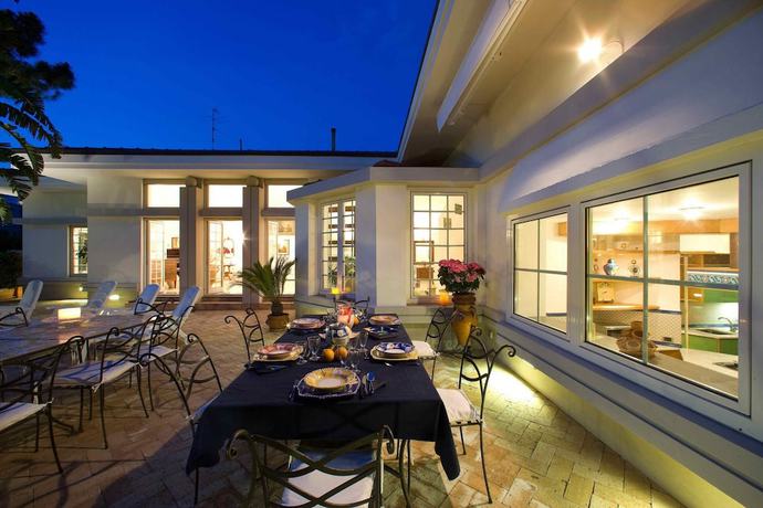 Imagen de la habitación del Villa Lux in Sorrento. Foto 5