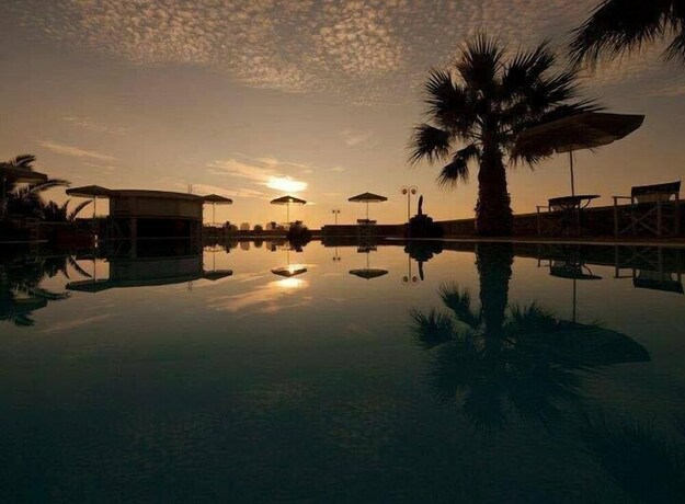 Imagen de la piscina del Villa Manos. Foto 28