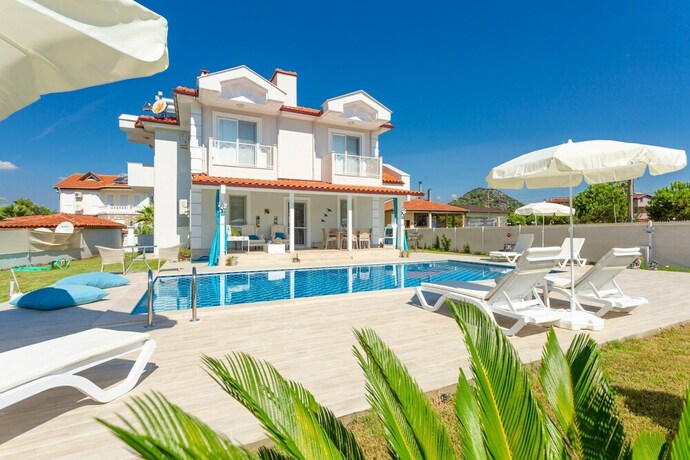 Imagen de la habitación del Villa Mina Large Private Pool A C Wifi Car Not Required Eco-friendly - 2834. Foto 20
