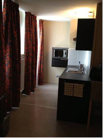 Imagen de la habitación del Villa Montmartre. Foto 12