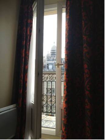 Imagen de la habitación del Villa Montmartre. Foto 15