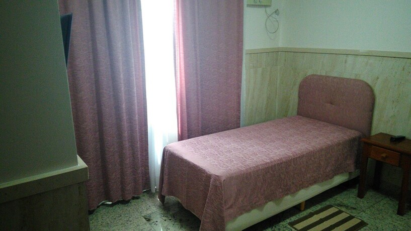 Imagen de la habitación del Villa Norma Suites. Foto 21