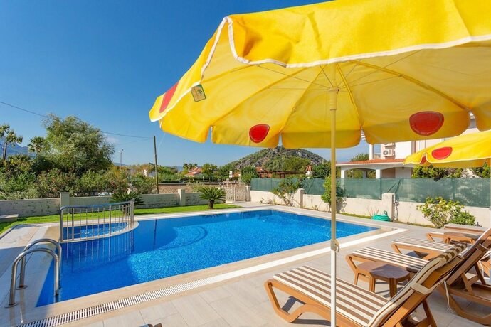 Imagen general del Villa Ozcelik Large Private Pool A C Wifi Car Not Required Eco-friendly - 2833. Foto 2