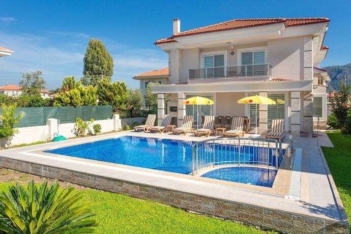 Imagen general del Villa Ozcelik Large Private Pool A C Wifi Car Not Required Eco-friendly - 2833. Foto 12