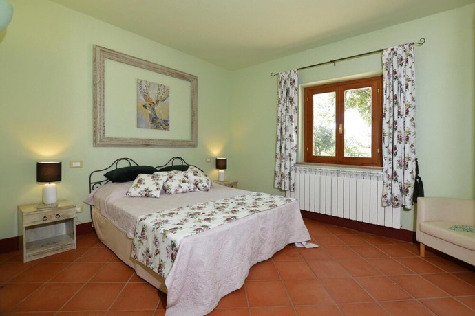 Imagen de la habitación del Villa Paradiso 16 in Casole d Elsa. Foto 2