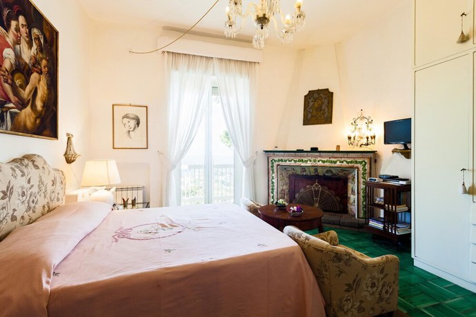 Imagen de la habitación del Villa Pizzo in Massa Lubrense. Foto 8