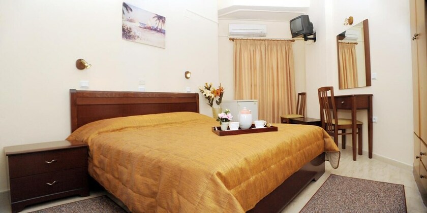 Imagen de la habitación del Villa Plaza. Foto 16