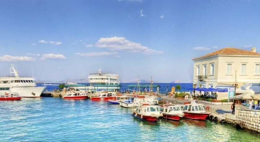 Imagen de los exteriores del Villa Plaza. Foto 20