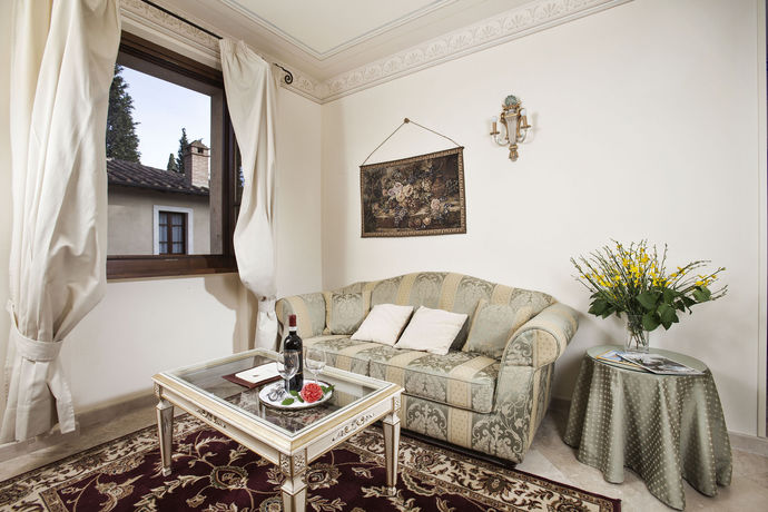 Imagen de los interiores del Villa Poggiano. Foto 16