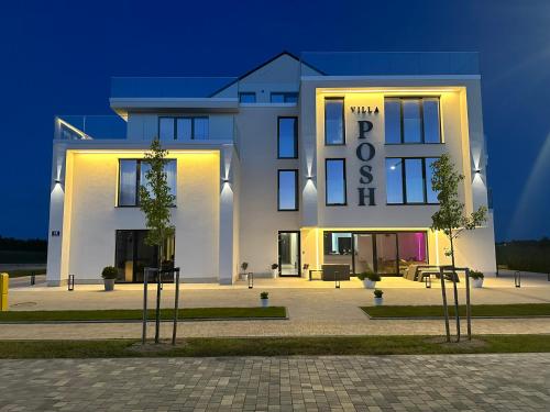 Imagen de la habitación del Villa Posh All Suites Hotel. Foto 20