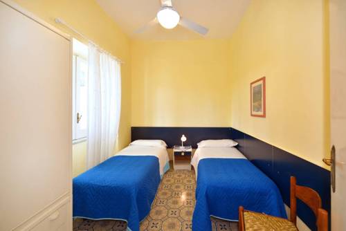 Imagen de la habitación del Villa Ravino Aparthotel. Foto 4