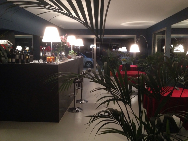 Imagen de los interiores del Villa Regina, Riva del Garda. Foto 14