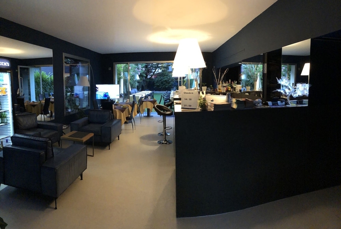 Imagen de los interiores del Villa Regina, Riva del Garda. Foto 17