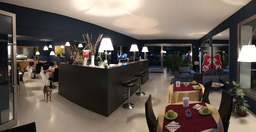 Imagen del bar/restaurante del Villa Regina, Riva del Garda. Foto 5