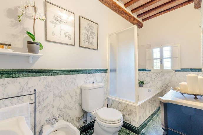 Imagen de la habitación del Villa Renaissance in Lucca. Foto 10