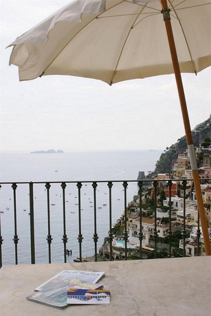 Imagen de los exteriores del Villa Rosa, Positano. Foto 12
