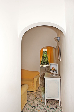 Imagen de los interiores del Villa Rosa, Positano. Foto 16