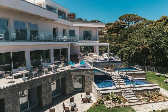 Imagen de la habitación del Villa Sacco in Sorrento. Foto 19